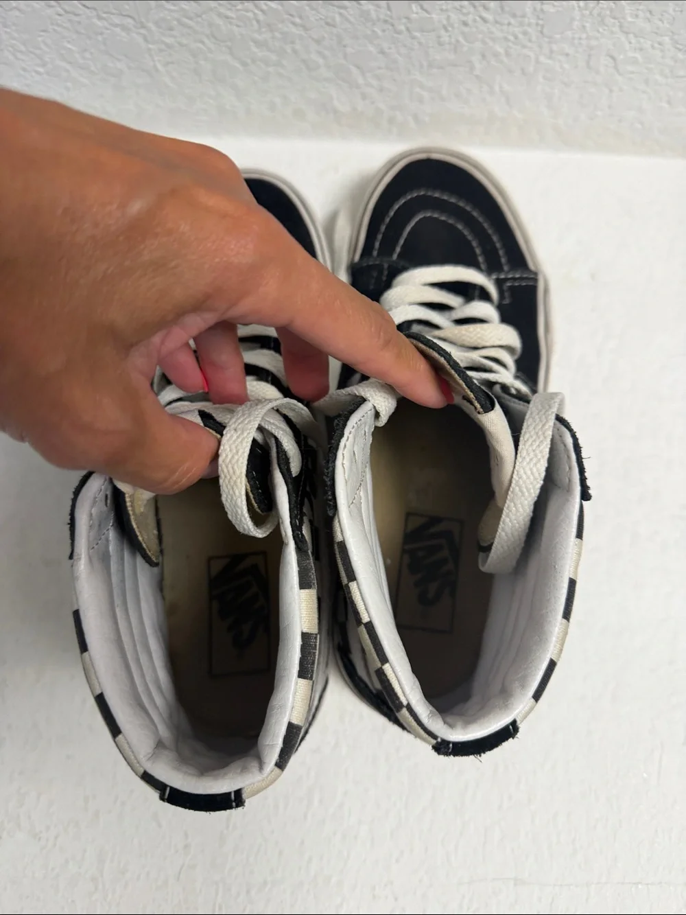 Vans Black and White Checkerboard High-Top Sneakers W 7 M 5.5